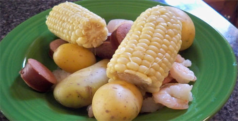 Lowcountry Boil is a classic summertime meal, that is delicious and easy to prepare for a crowd.  It is perfect for beach parties or backyard barbecue's.